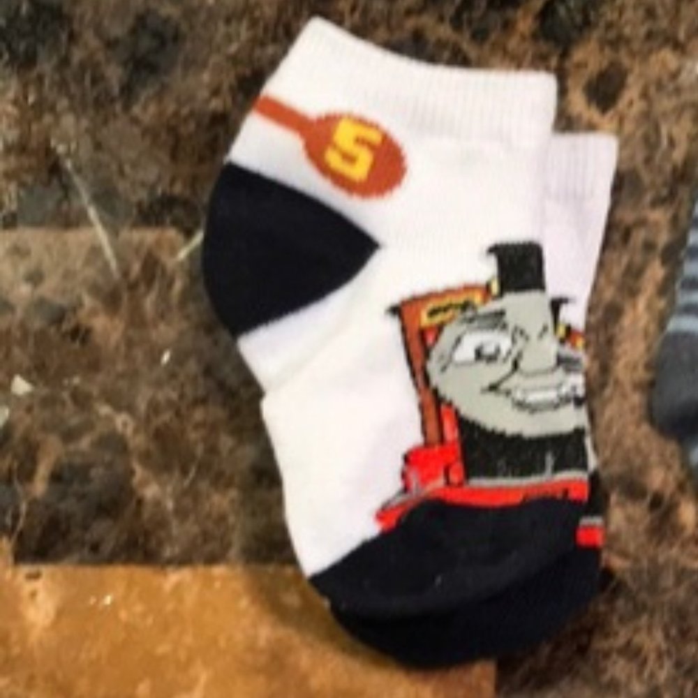 5/$25 socks bundle Paw Patrol Thomas train 4 pairs - Picture 8 of 9